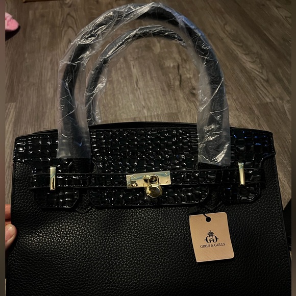 Handbag - Picture 5 of 9